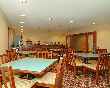 Americinn by Wyndham Maquoketa 